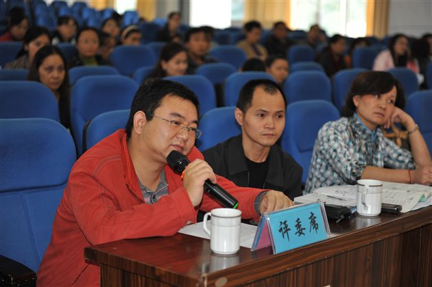 教材解读大赛 彰显棠外风采