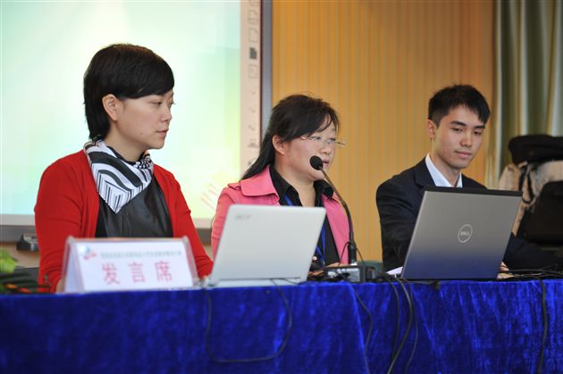 棠外附小参加双流县首届义务段(小学英语)教材解读大赛