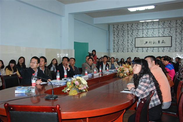 行进,在飘香的金秋——棠外附小教师发展中心活动隆重开启