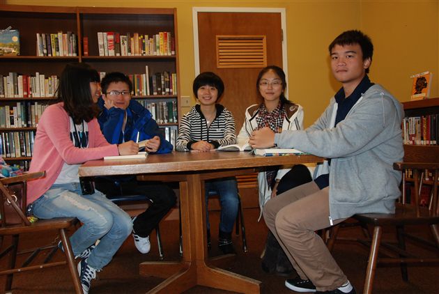 棠外师生访问美国缅因州高德学院