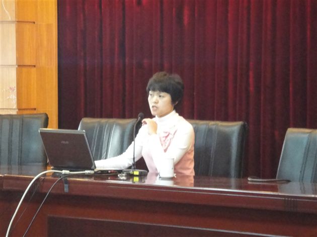 棠外刘勇、孙晓晖老师被聘为“国培计划——2011四川省初中语文骨干教师培训”专家