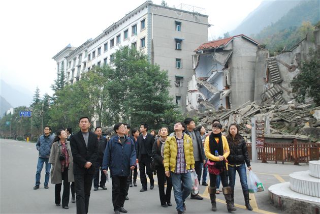泪祭北川:从悲壮走向豪迈-----棠外初中党支部北川之行侧记