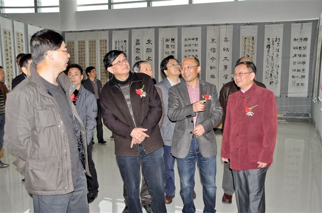 翰墨飘香动双流,最是棠湖心语时——记棠外教师郭彦飞参加棠湖心语书法联展