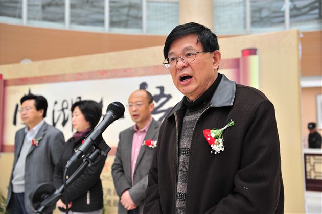 翰墨飘香动双流,最是棠湖心语时——记棠外教师郭彦飞参加棠湖心语书法联展