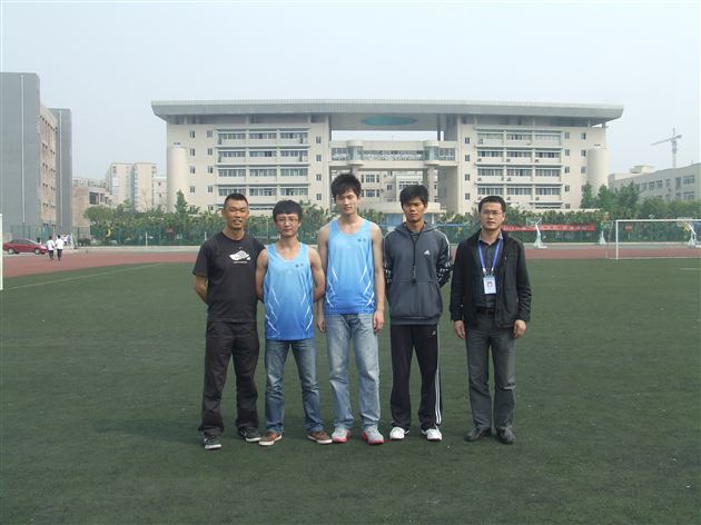 喜讯:棠外高中田径队王启鸿荣获四川大学体育特长生特招资格