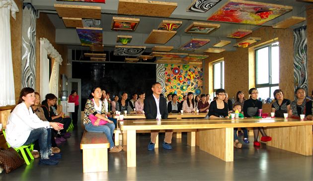 家园携手,为宝宝顺利入园护航——记棠外实验幼稚园婴小班首次家长会顺利召开