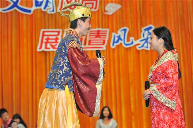 扬文明风尚 展青春风采——记棠外高2012级文明礼仪大赛