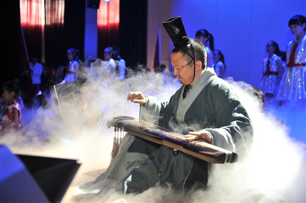 喜报:棠中外语学校被评为成都市“艺术教育特色学校”