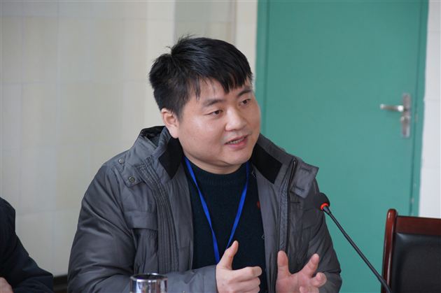 棠中外语学校初2011级家长委员会顺利召开