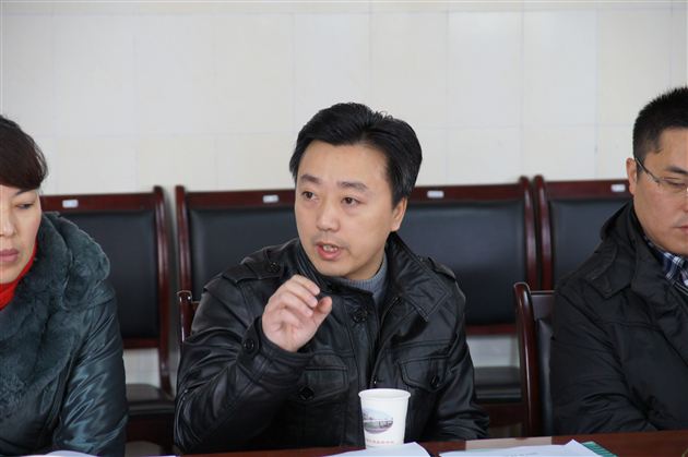 棠中外语学校初2011级家长委员会顺利召开