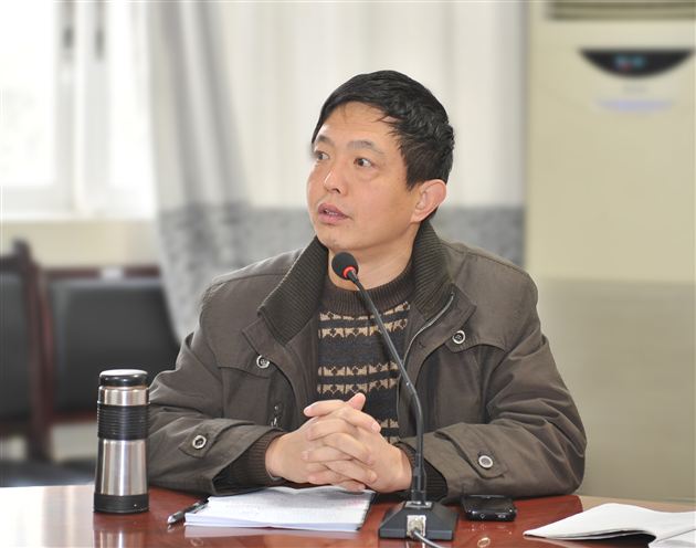 棠中外语学校初2012级家长委员会顺利召开