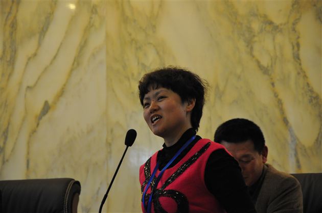 教书育人爱在先 修身养性德为本——棠外初中部召开3月份班主任工作例会
