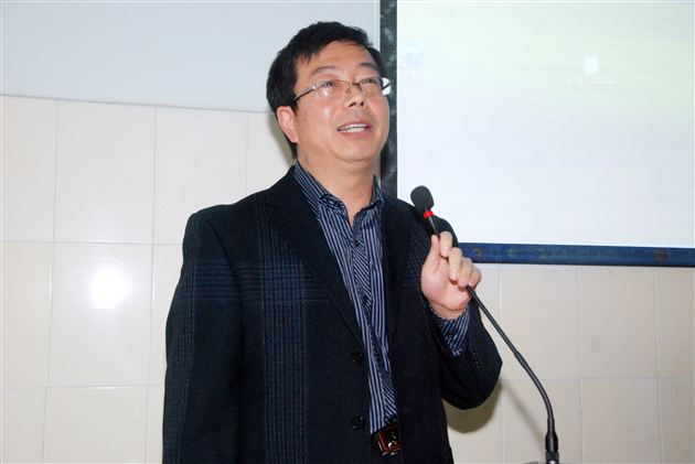 感受书香,感悟人生——记棠外附小教师发展中心活动