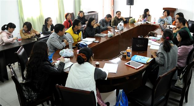 棠外初2012级召开“班主任沙龙”培训活动——初2012级社会实践活动系列报道(二)