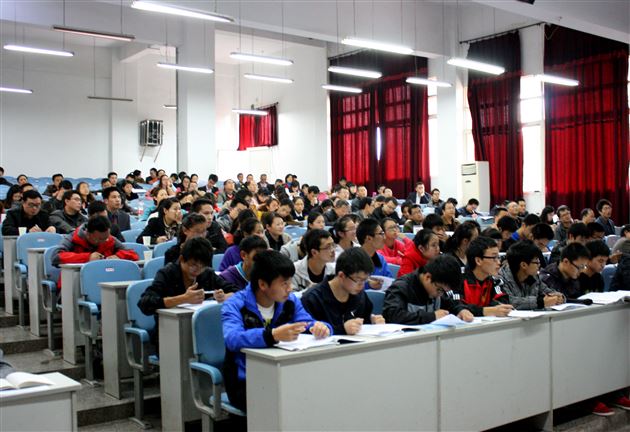 棠外化学送教宜宾，精彩展示教改成果