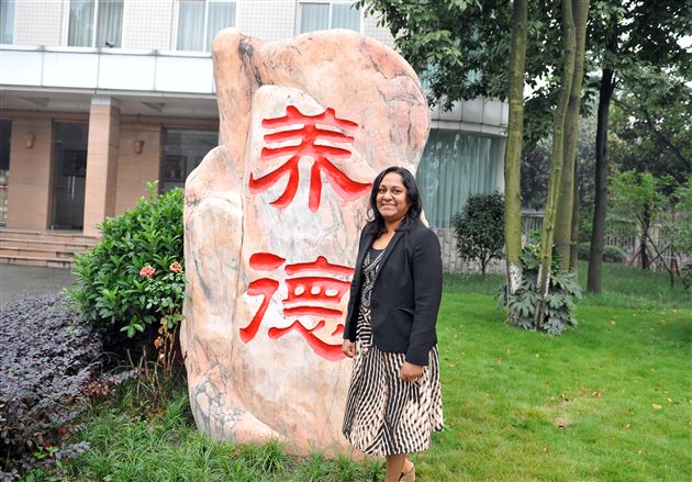 英国斯坦博若学校校长访问棠外