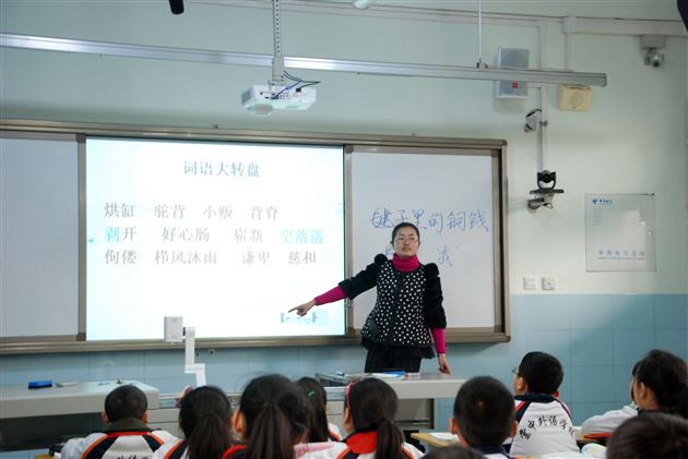 专家进课堂,指导见曙光