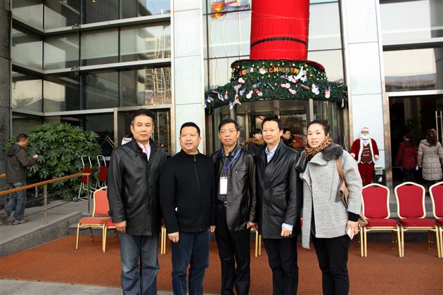 棠外初2012级啦啦操班参加全国啦啦操联赛总决赛夺冠