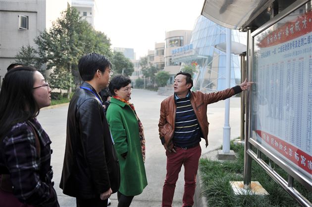 “走基层——青少年体育宣传采访活动”走进棠中外语学校