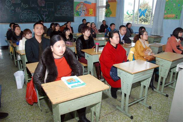为孩子,齐努力——棠外附小召开三年级家长座谈会