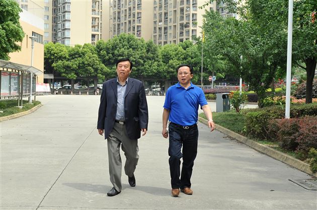 教育部基础教育司原副司长郑增仪来访棠外