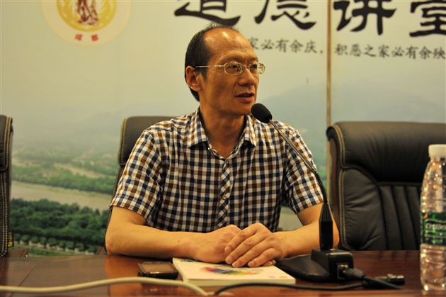 纵横毫端醉春秋,伏案走笔展风华——记棠外初中部“仁譞”文学社成立大会