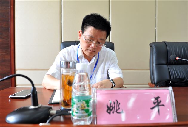 求实创新,勇攀明日高峰——记棠外2014年行政干部及管理人员培训会