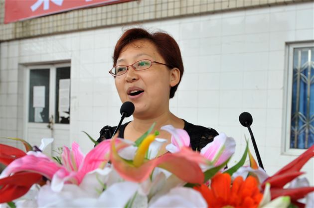 棠外高中部2014—2015学年度秋季开学典礼隆重举行