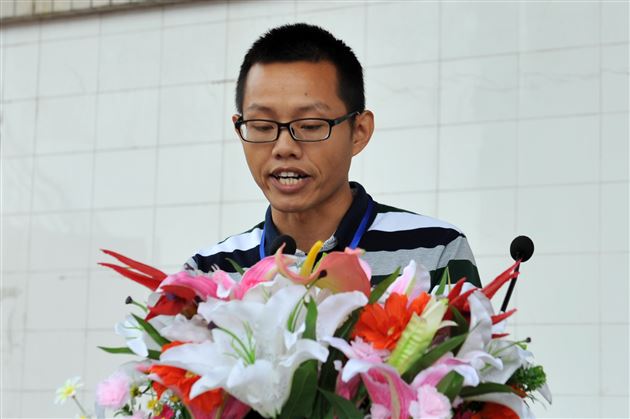 棠外高中部2014—2015学年度秋季开学典礼隆重举行