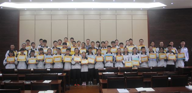 棠外召开初2013级学生会楼层自主管理大会