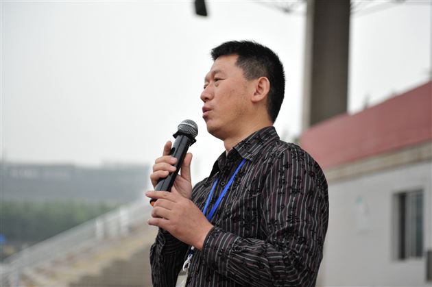 增强逃生技能,构建平安校园——棠外初中部开展师生应急逃生演练