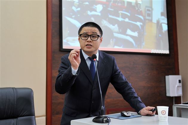 专家支招:如何开好家长会——记棠外初中部2014年10月班主任例会暨年轻教师培训会