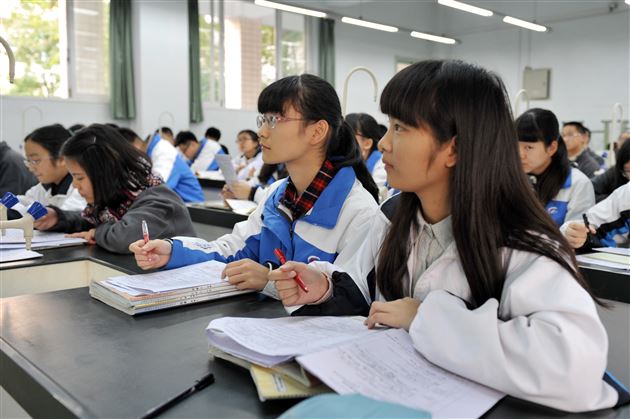 棠外谢兰萍老师献课双流县“课堂观察”研讨活动