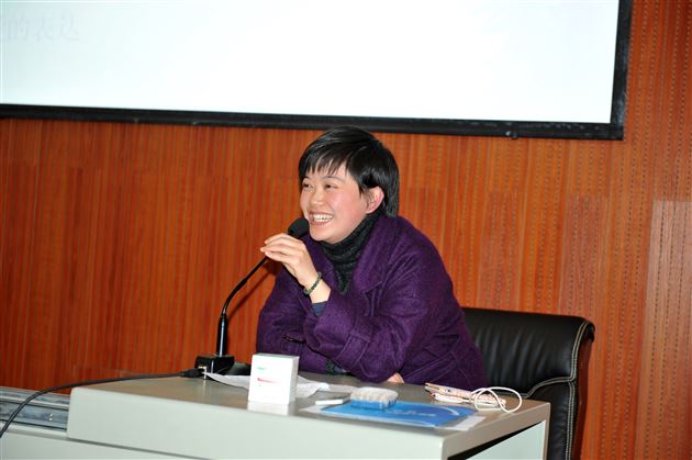家校一家亲,携手共进步——记棠外附小一年级家长学校讲座