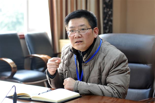 聆听心声 助力成长——棠外召开初中部年轻教师座谈会