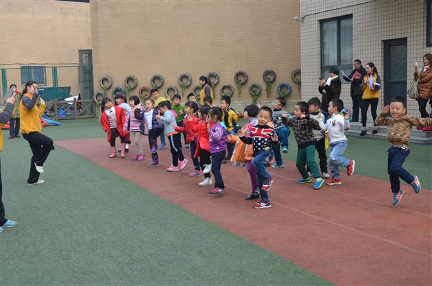 棠外实验幼稚园开展家长开放日活动