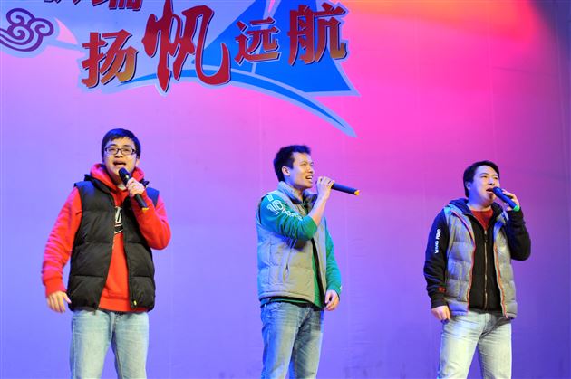 棠外隆重举行2015年教职工迎新春联欢会