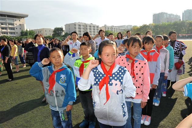 附小苗寨手拉手 川滇学子心连心——云南昭通五星苗寨小学师生到棠外附小交流学习