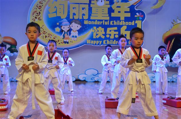“绚丽童年,快乐六一”——记棠外实验幼稚园庆六一文艺汇演