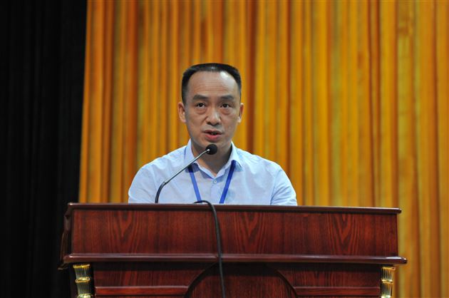 描绘三五规划图,“双修”“四建”再迈进——棠外召开2015新学年全校教职工大会