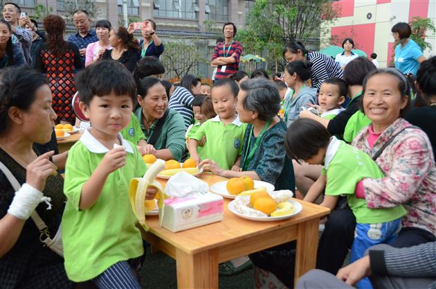 我和爷爷奶奶一起过重阳——记棠外实验幼稚园重阳节敬老活动