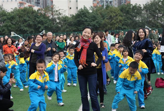 健康伴我行,运动促成长——记棠外实验幼稚园举行“队列队形暨早操展示活动”