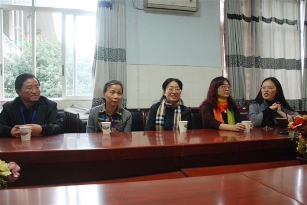 相约成长,静待芬芳——记棠外附小新教师座谈会