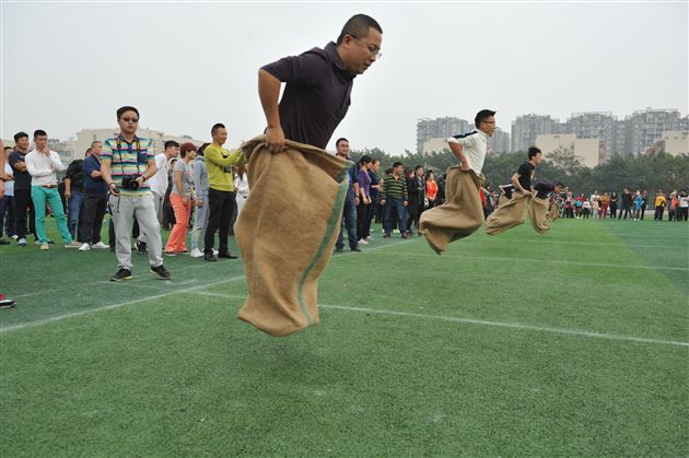 棠外附小第十二届冬季集体项目趣味运动会圆满落幕