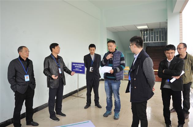哇塞,这个机器人萌萌哒!——第十三届四川省青少年机器人创新实践活动分赛场比赛在棠外举办