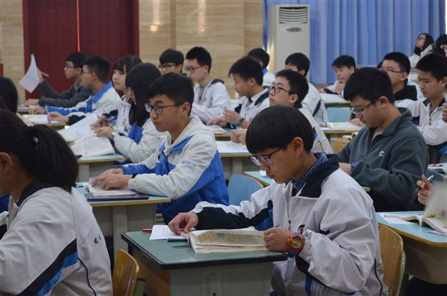 教学相长,共同提高——双流县初中英语程德金工作室在棠外初三进行研修
