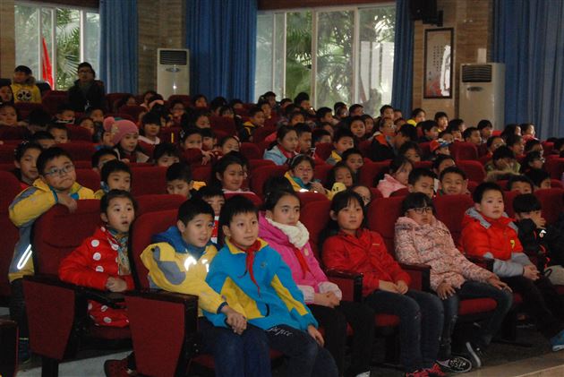 “不学礼,无以立”——记棠外附小四年级家长义工课堂