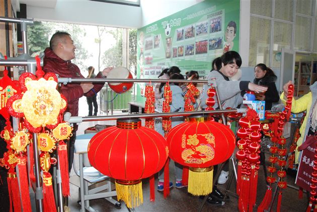 快乐体验 爱心相伴——棠外附小成功举行期末综合素质展示活动