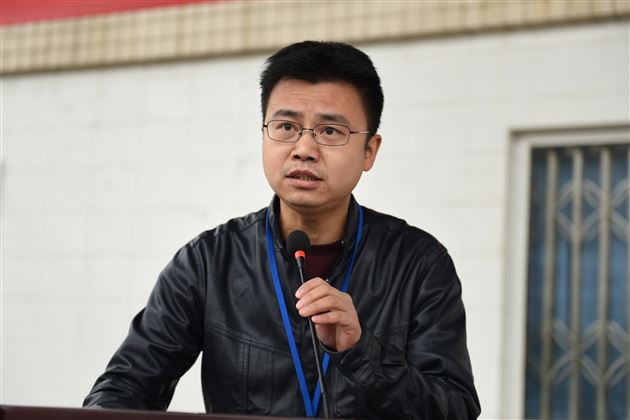 百日竞渡,我们一起乘风破浪——记2013级初三中考冲刺誓师大会