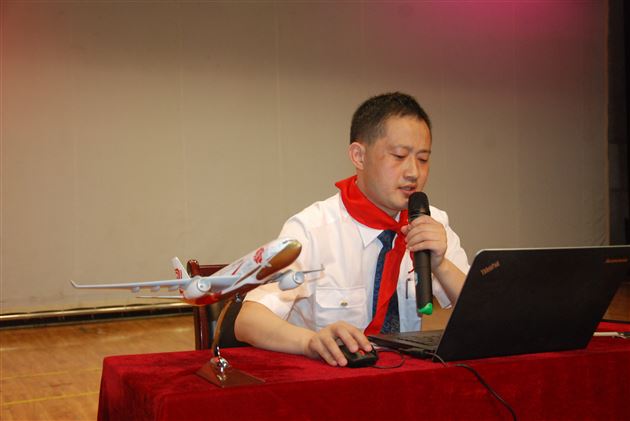 孩子们的航天梦——记棠外附小一年级家长义工课堂